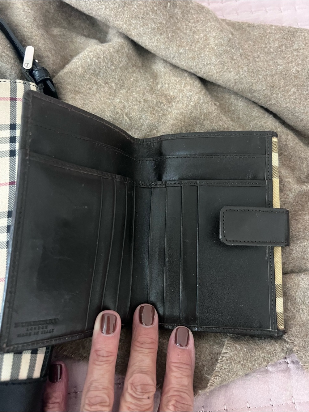 Burberry Canvas Nova Check Shoulder Bag and Wallet - Picture 14 of 15